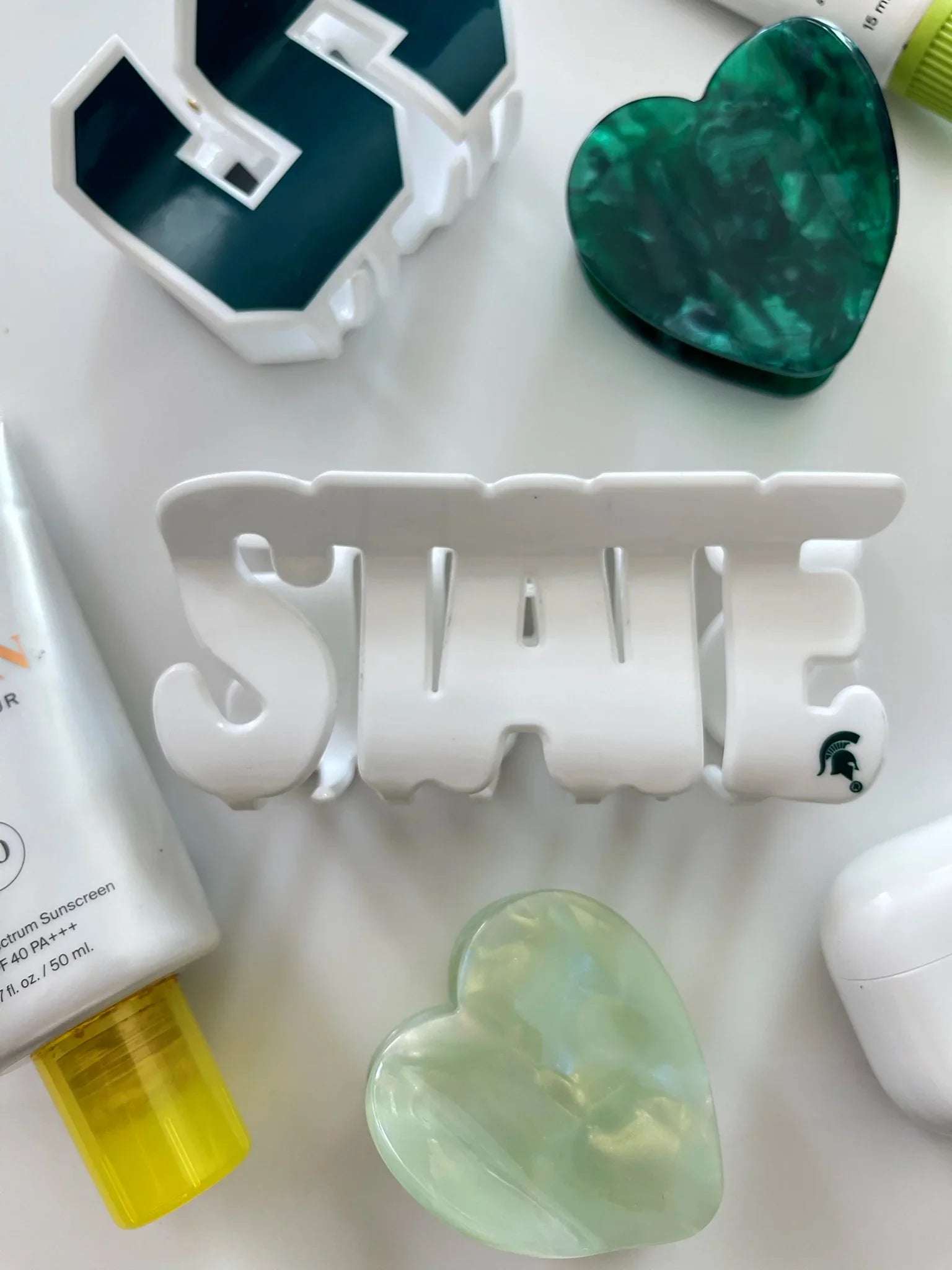 Michigan State® STATE Word Claw - Fizzy